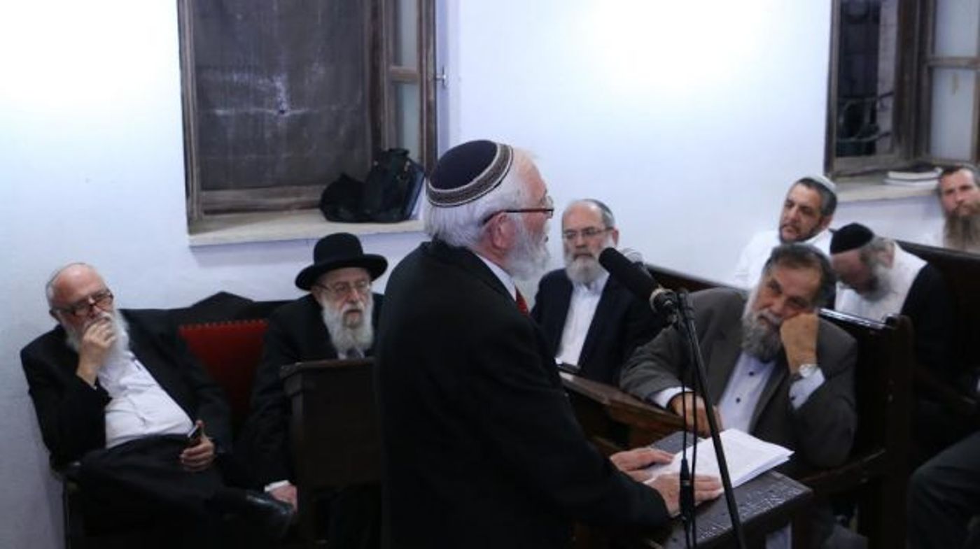 "צריך לחבר ספר הלכות שיהפוך את תל אביב לירושלים"