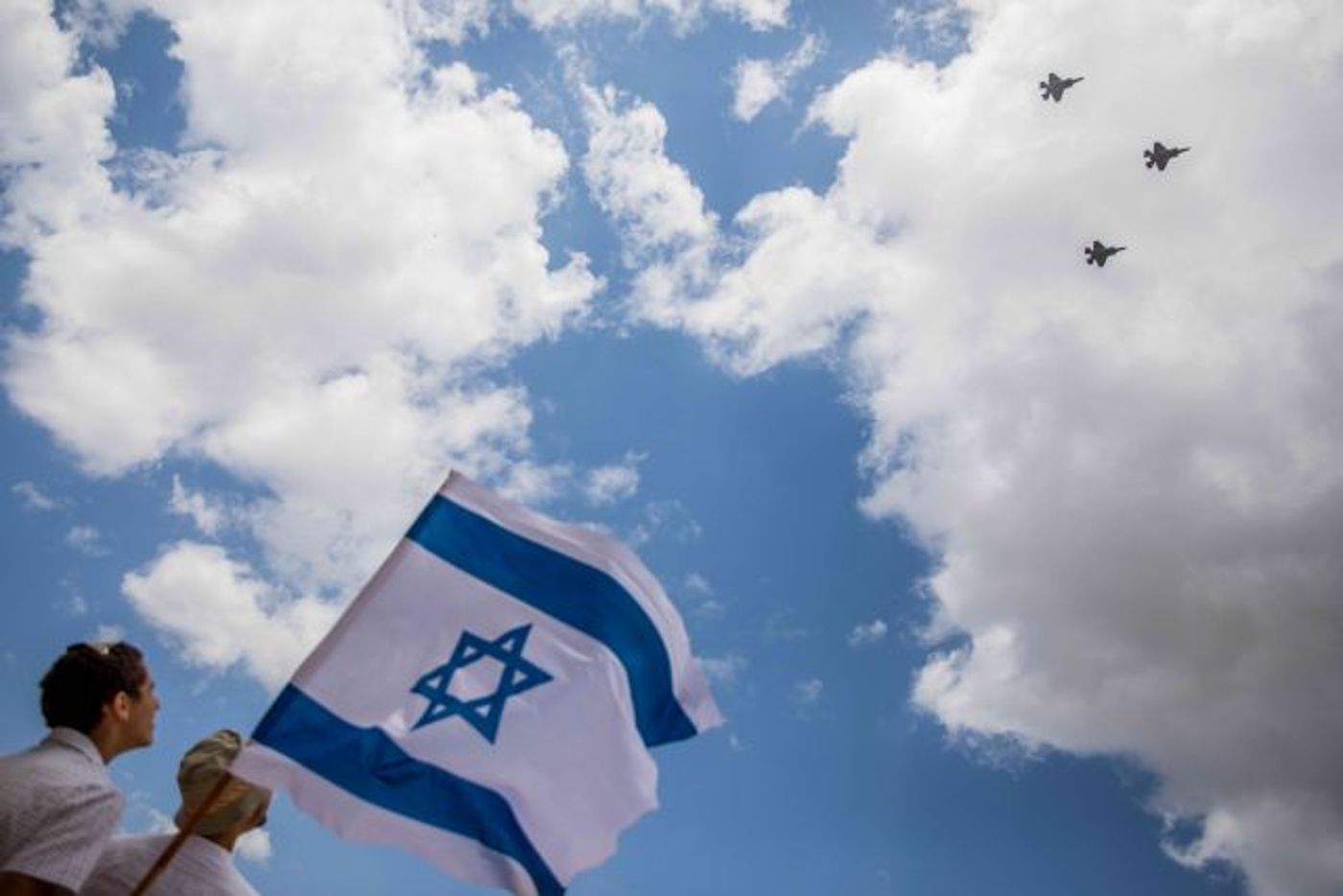 פספסתם את המטס? קבלו גלריה מרהיבה מעצמאות 69