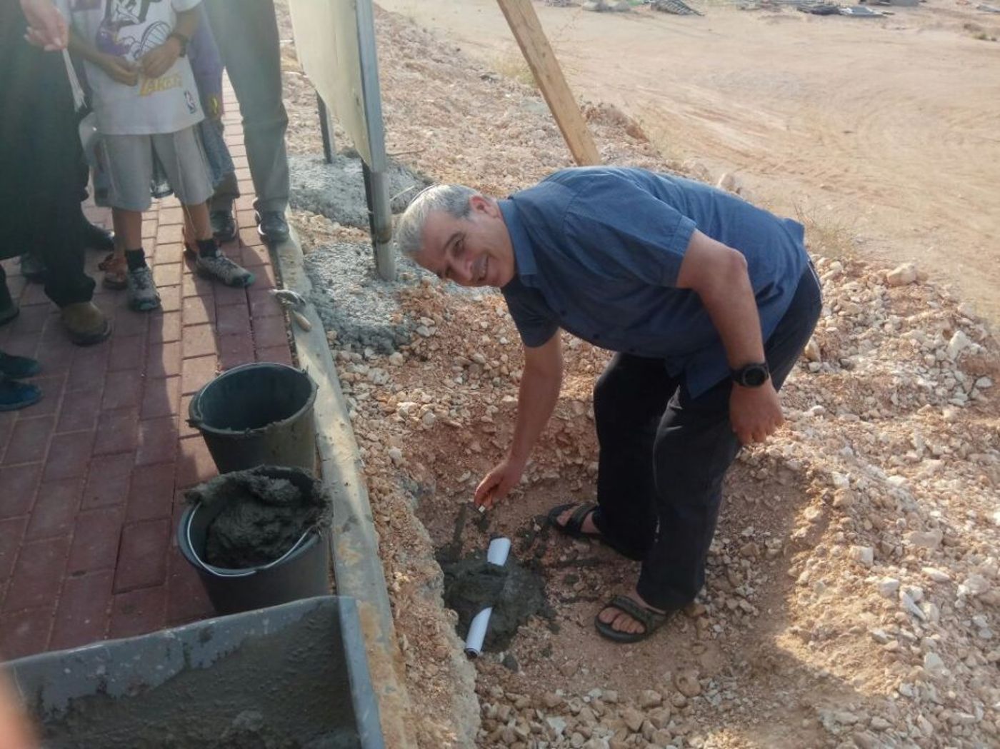 ראש המועצה בהנחת אבן הפינה (דוברות מועצה אזורית בנימין)