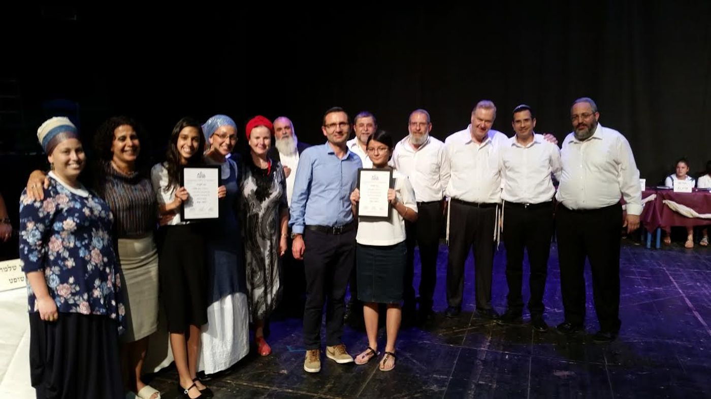 אלה כלות וחתני ההלכה מהאולפנות והישיבות
