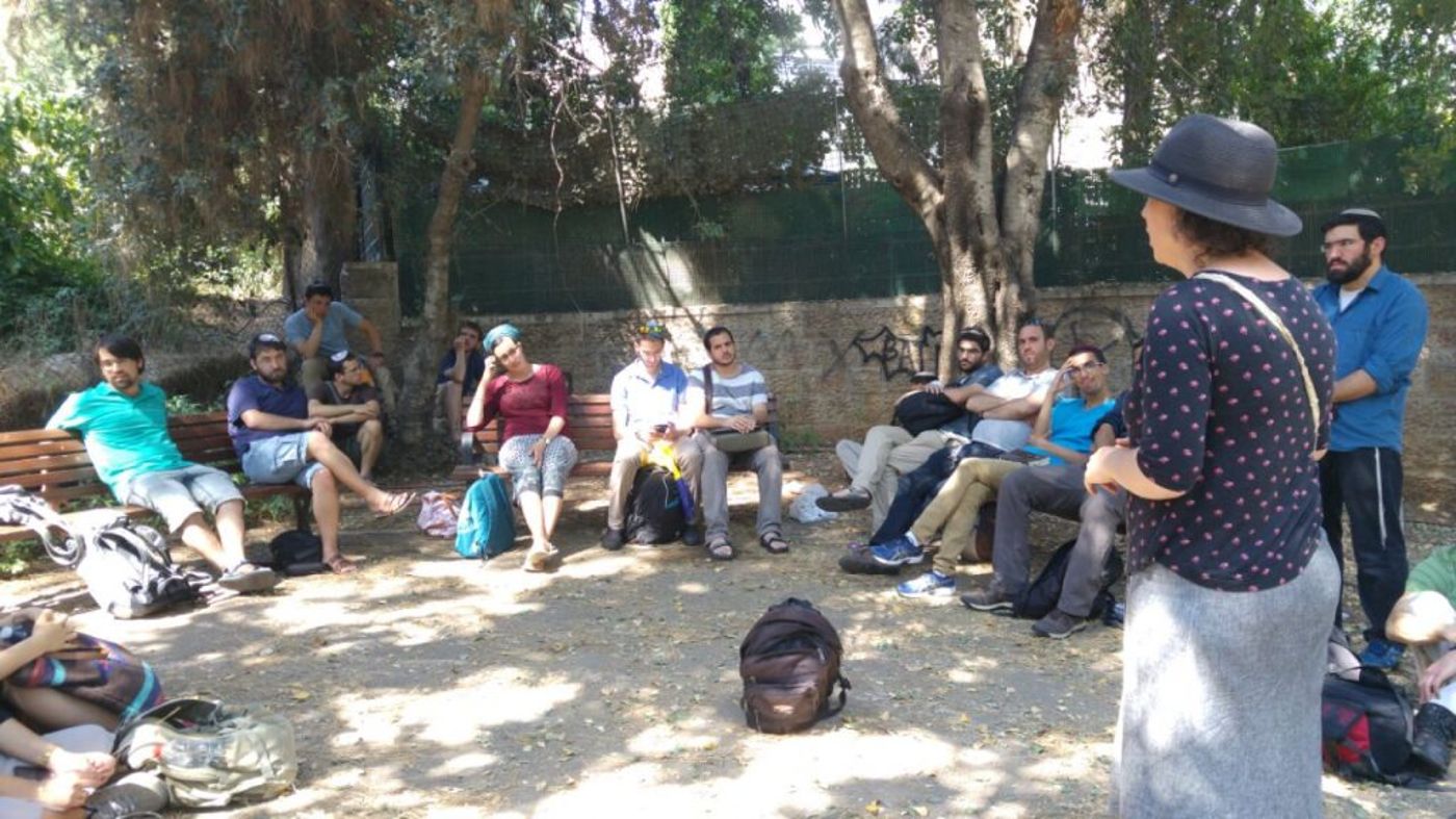 תכנית רג"ב: ירושלים – עיר שחונכה לה יחדיו