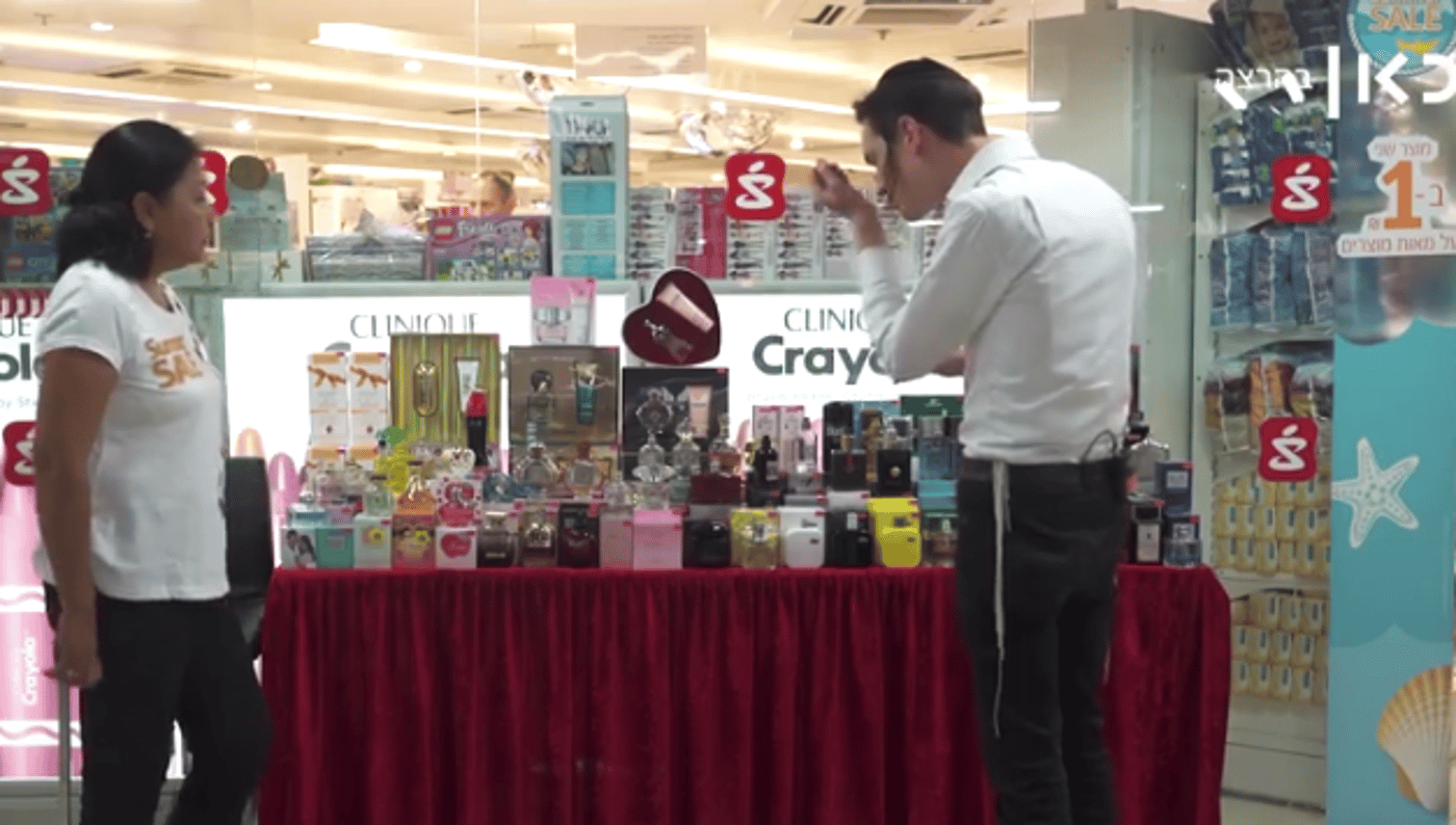 צפו: למה באמת חושבים ש'חרדים מסריחים בקיץ'?