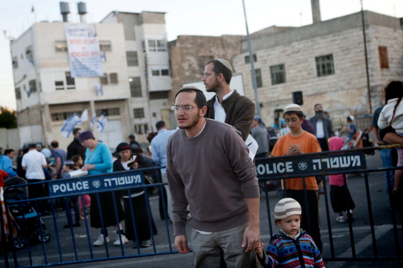 מאות בני"שים שהו הלילה בבית המכפלה