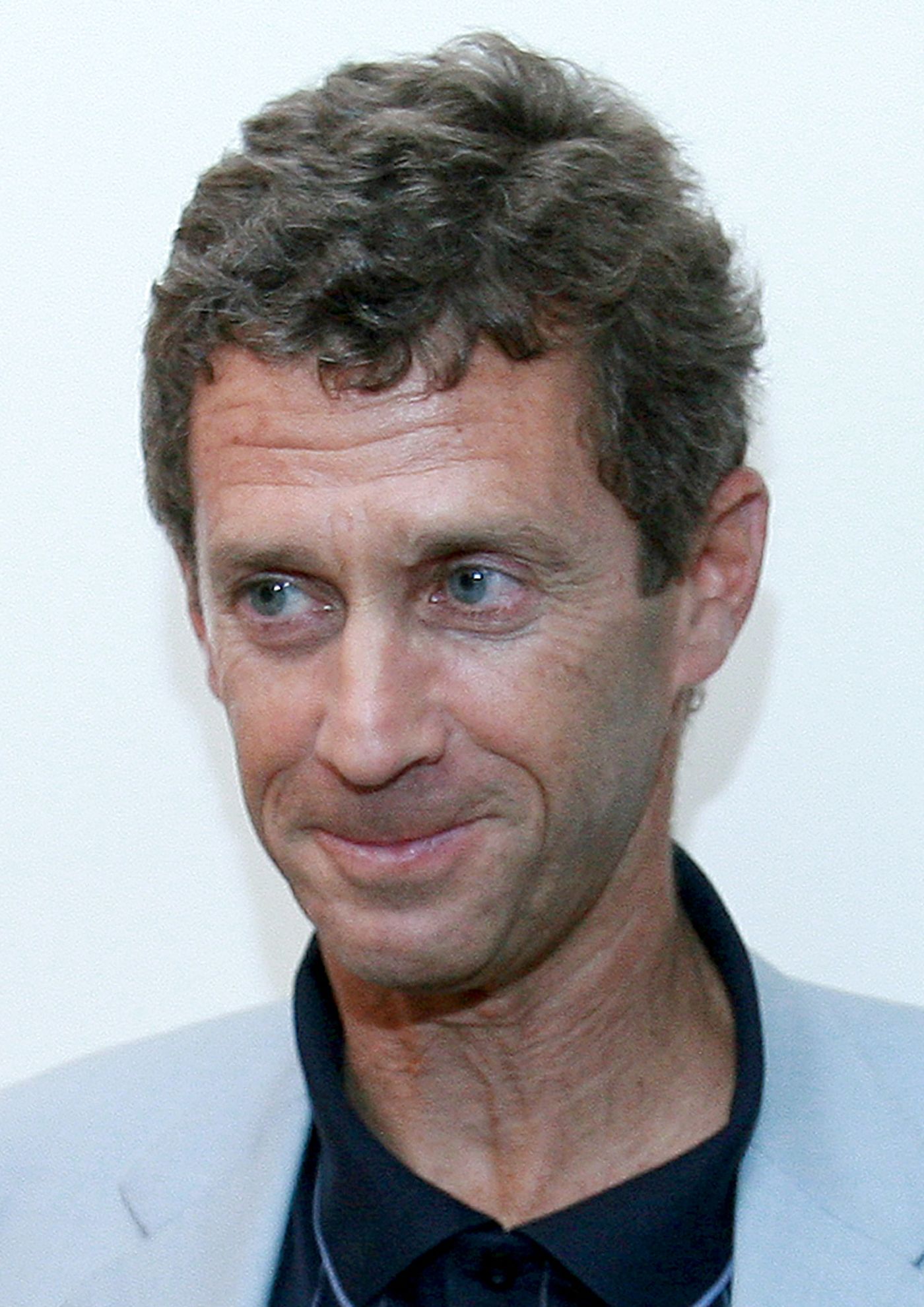 המיליארדר בני שטיינמץ חשוד בזיוף והלבנת הון