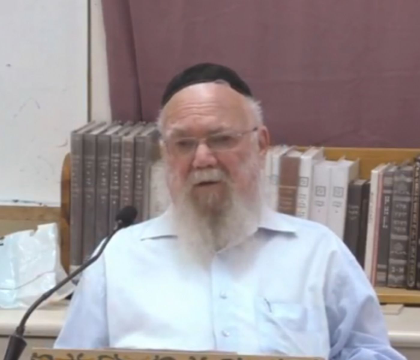 מהשמים או מהאדם: מהו מקור הרע בעולם?