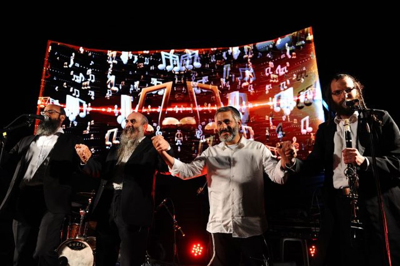 חיליק פרנק, אביתר בנאי הרב יהושע שפירא והלל הורביץ בשנה שעברה (צילם: מנדי הכטמן)
