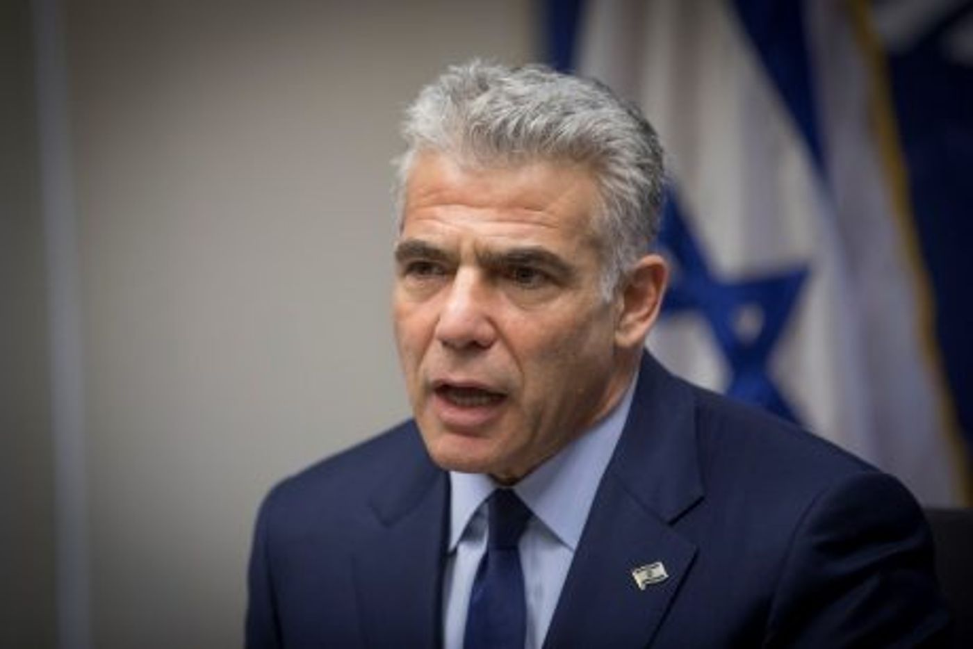 לפיד בדיון על מאבק הנכים: "עליי אי אפשר לעבוד"