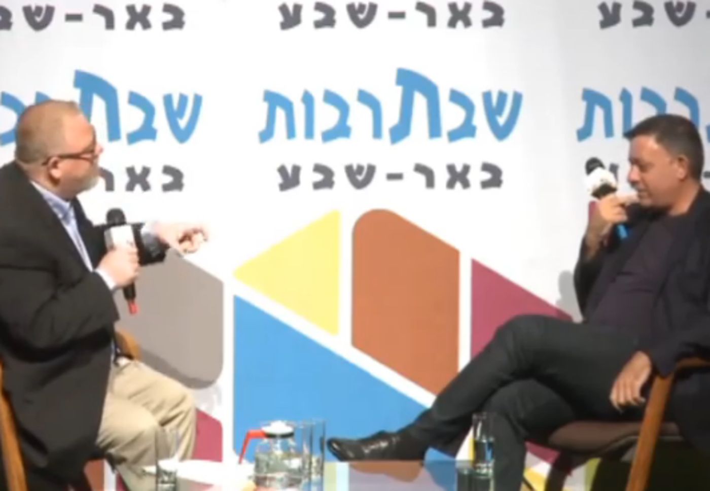 עלי ועפרה? גבאי מצהיר: "לא אפנה התנחלויות"