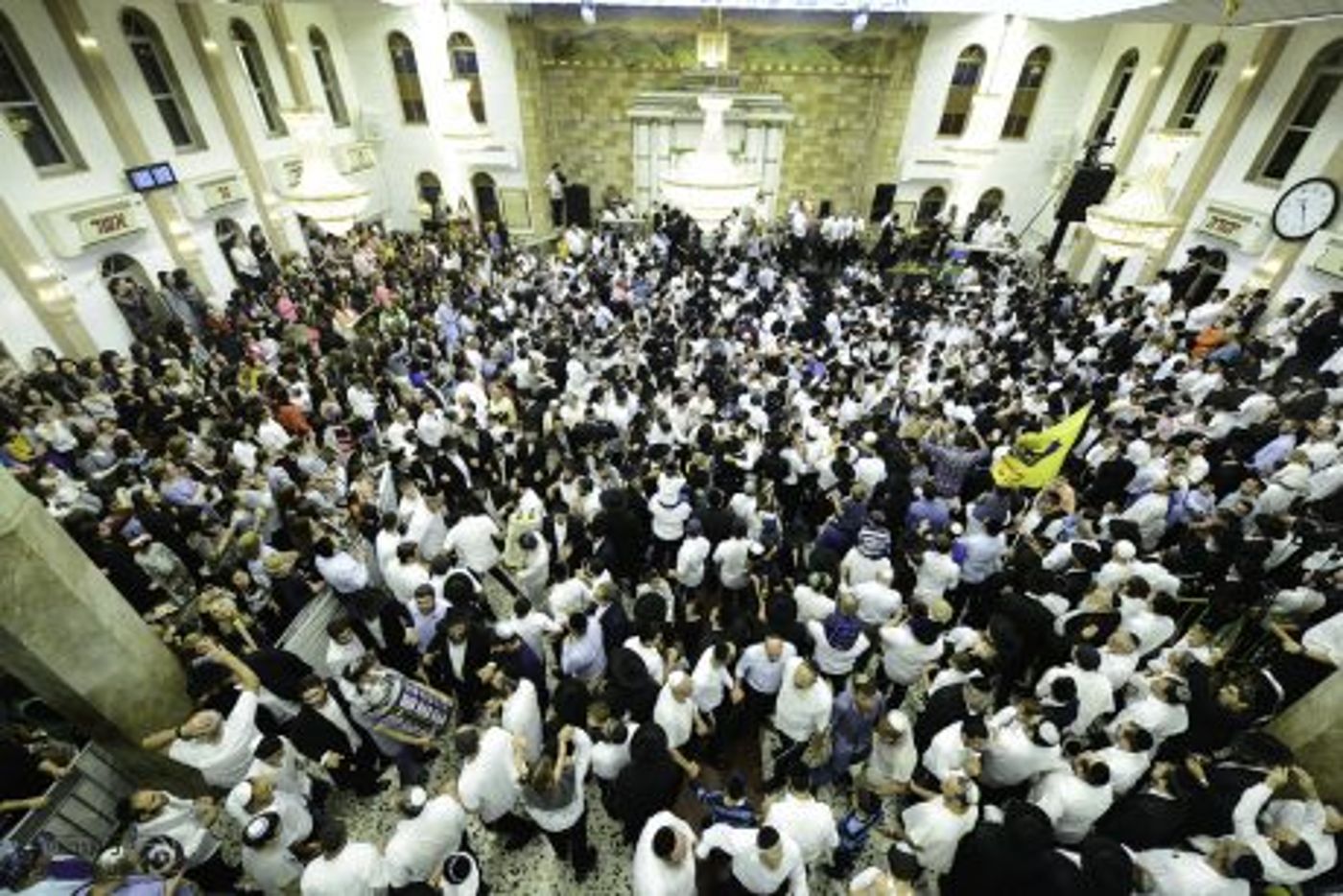 גלריית ענק: הקפות שניות בכפר חב"ד