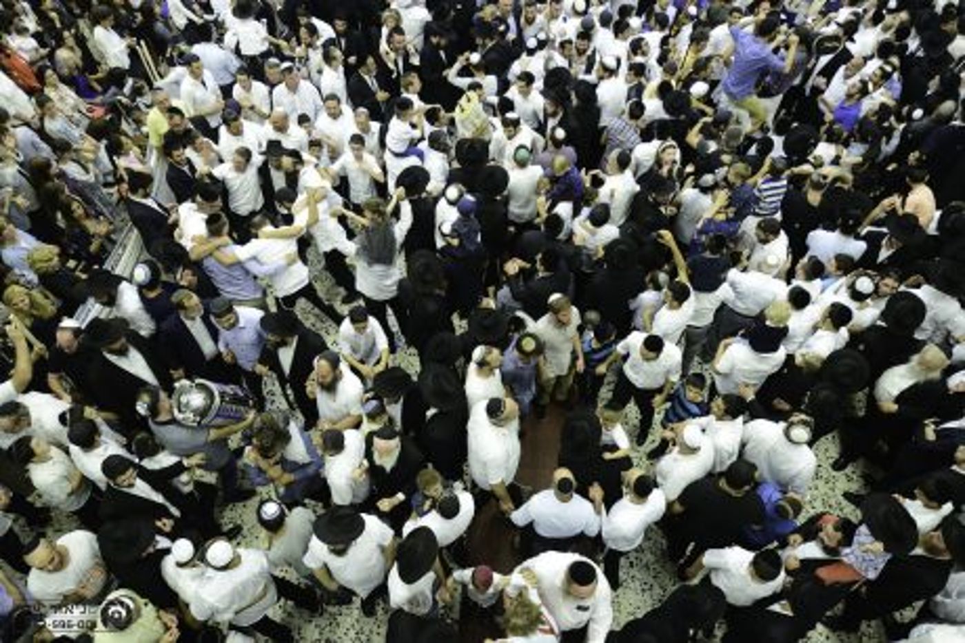 גלריית ענק: הקפות שניות בכפר חב"ד