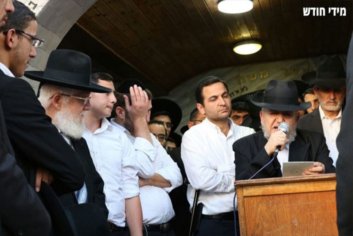הרב מאיר מאזוז ספד לבתו: סבלה כל ימי חייה