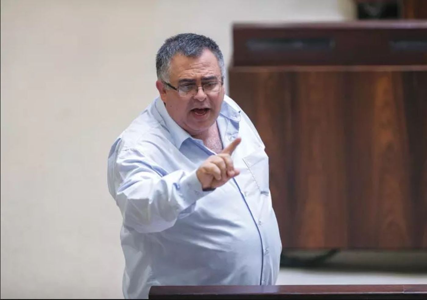 בתגובה לחוק ההמלצות? ביטן נחקר במשטרה