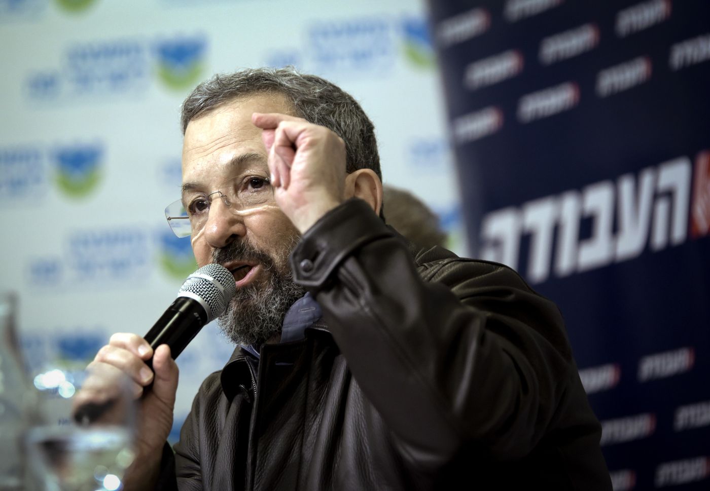 בפעם השלישית; אהוד ברק חוזר לפוליטיקה?