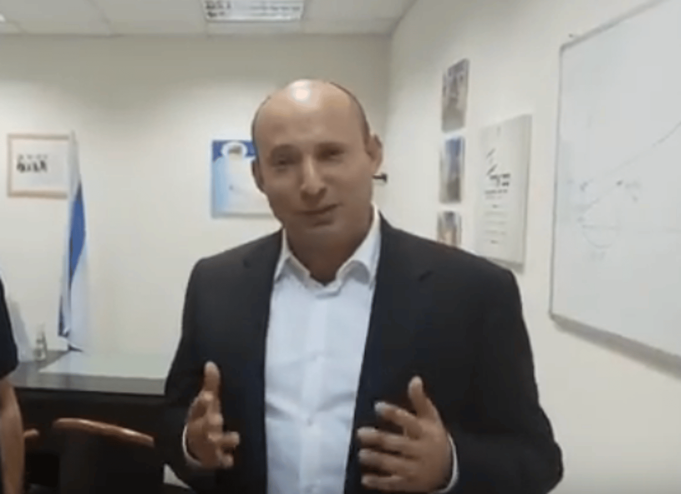 צפו: נפתלי בנט מברך לקראת שבת ארגון