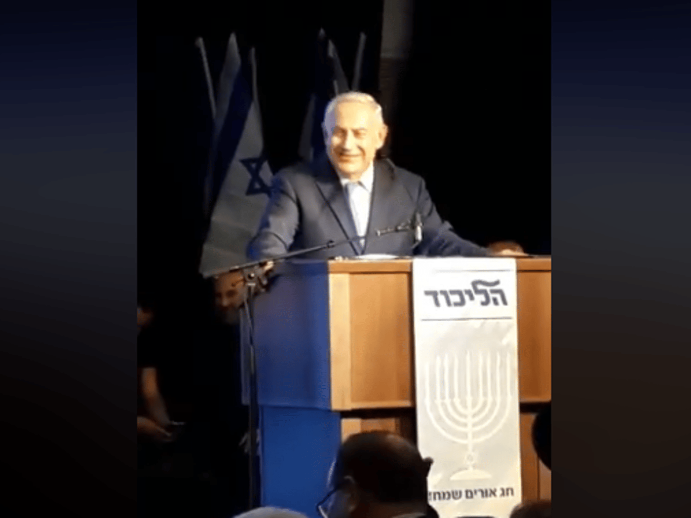 צפו: נתניהו מחקה את משה נוסבאום ונקרע מצחוק