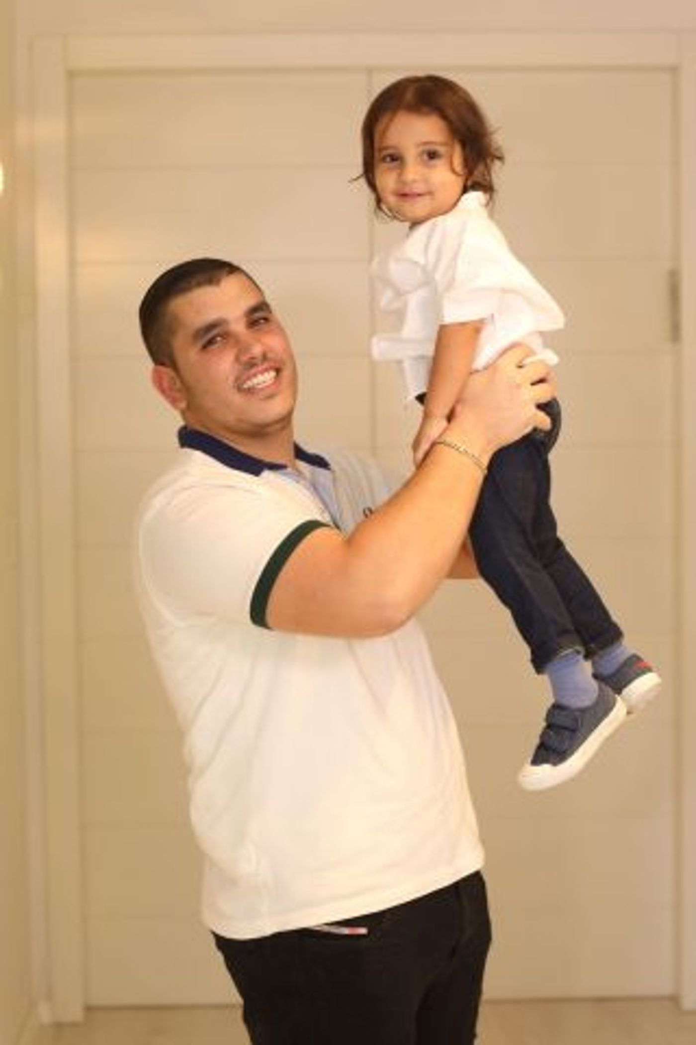 "ליאור מלאך שדמו זורם בדמו של אוריאן"
