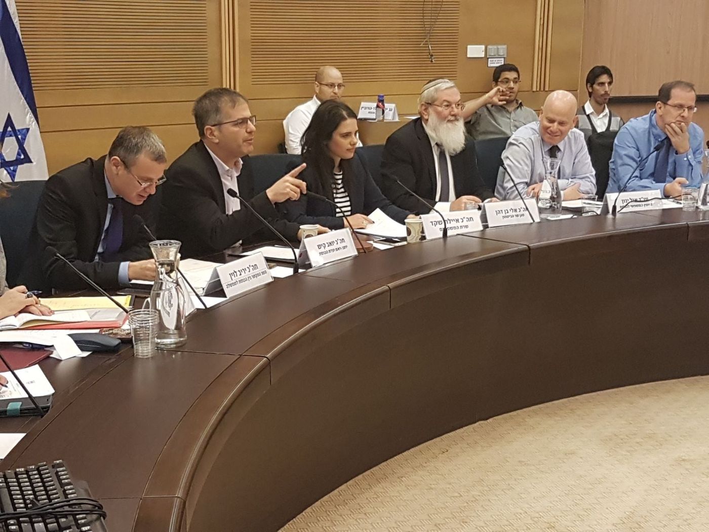 "אי אפשר להזניח חצי מליון אזרחים"