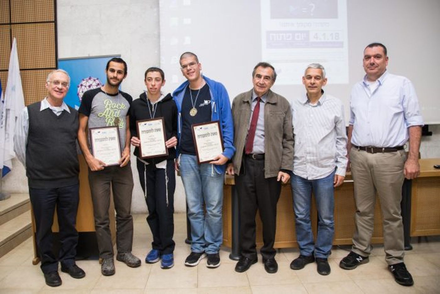 (צילומים: דוד אייזנבך ומיכאל ארנבורג)