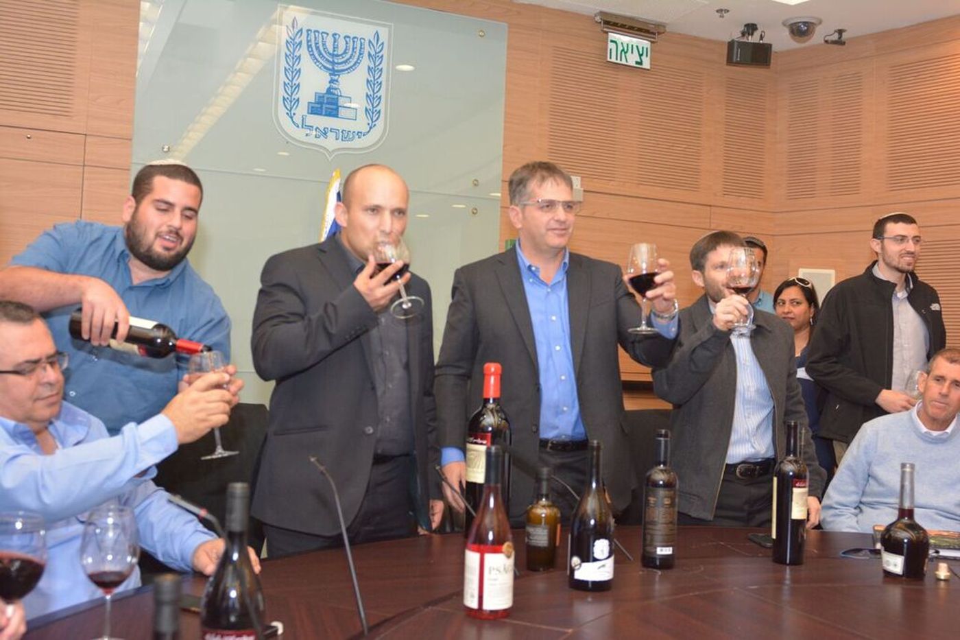 הצעות הפשרה לא התקבלו; וועדת השרים בוטלה