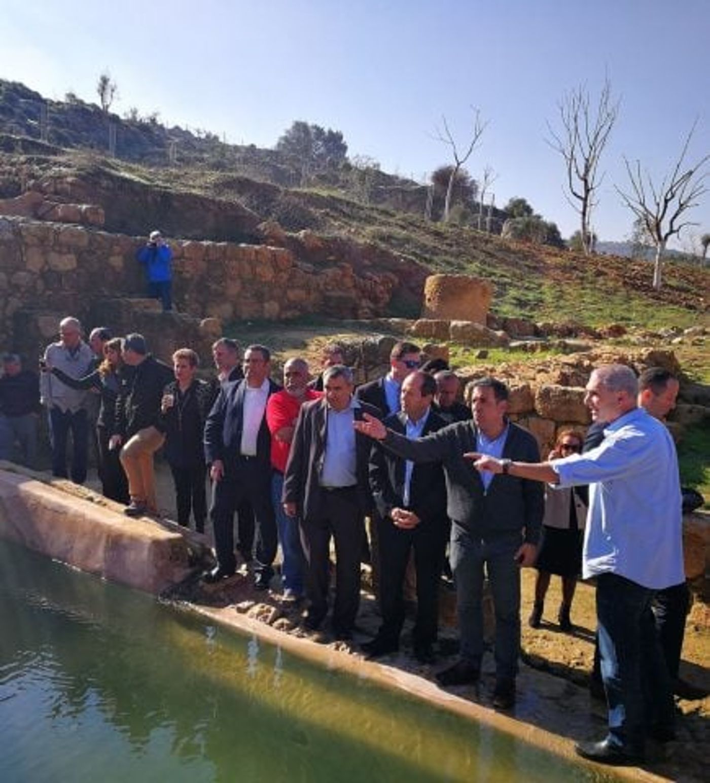 משה ליאון חנך את עין ח'ניה בנטיעות לט"ו בשבט
