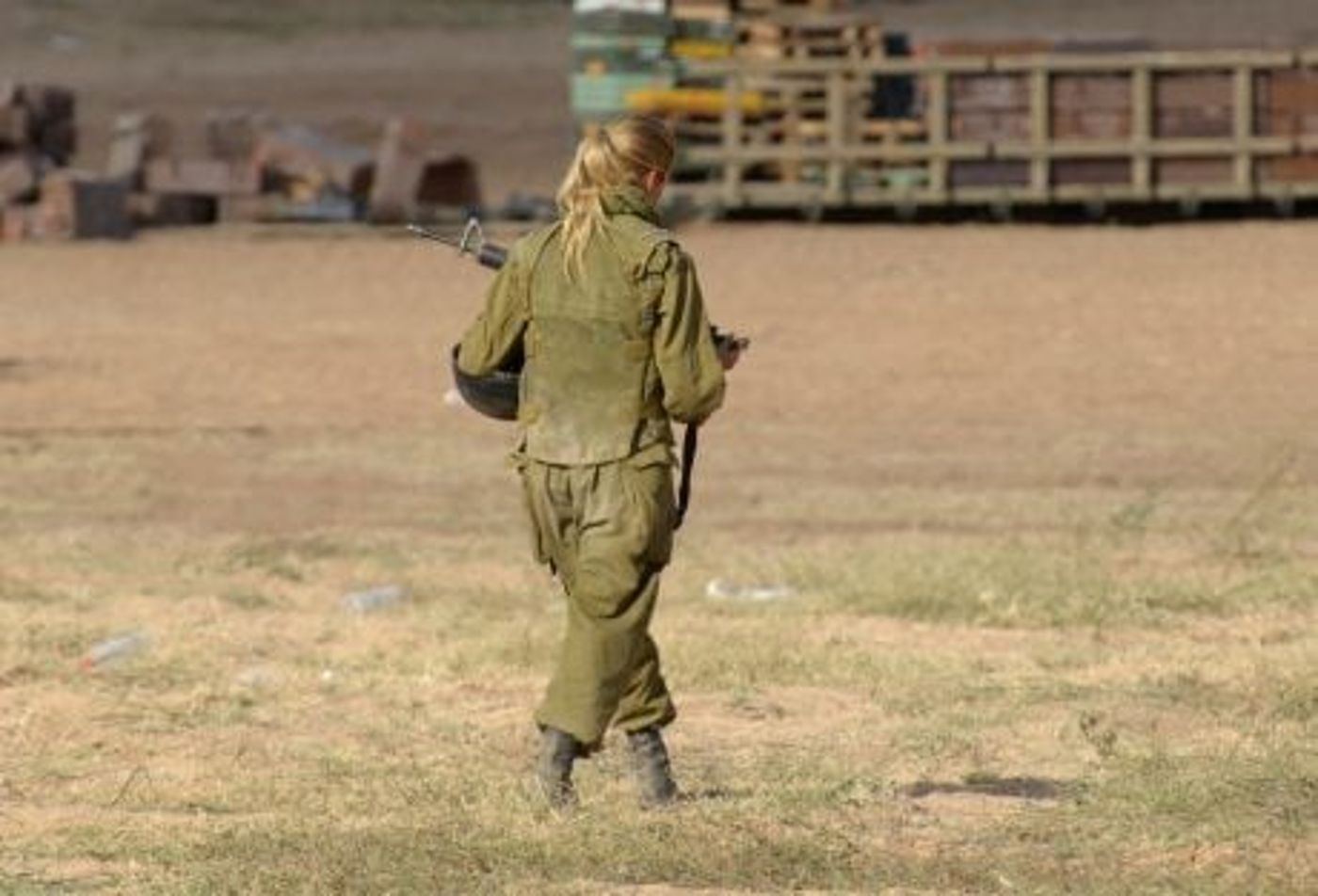 'זה לא ילך': מתנגד מפתיע לשילוב לוחמות בצבא