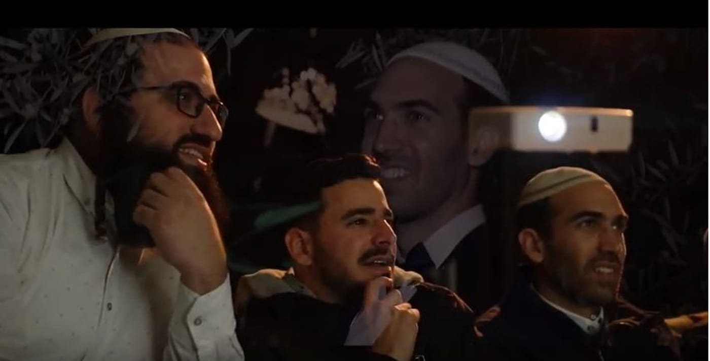 צפו: הניסוי החברתי שהכינה להקת החתונות לזוגות