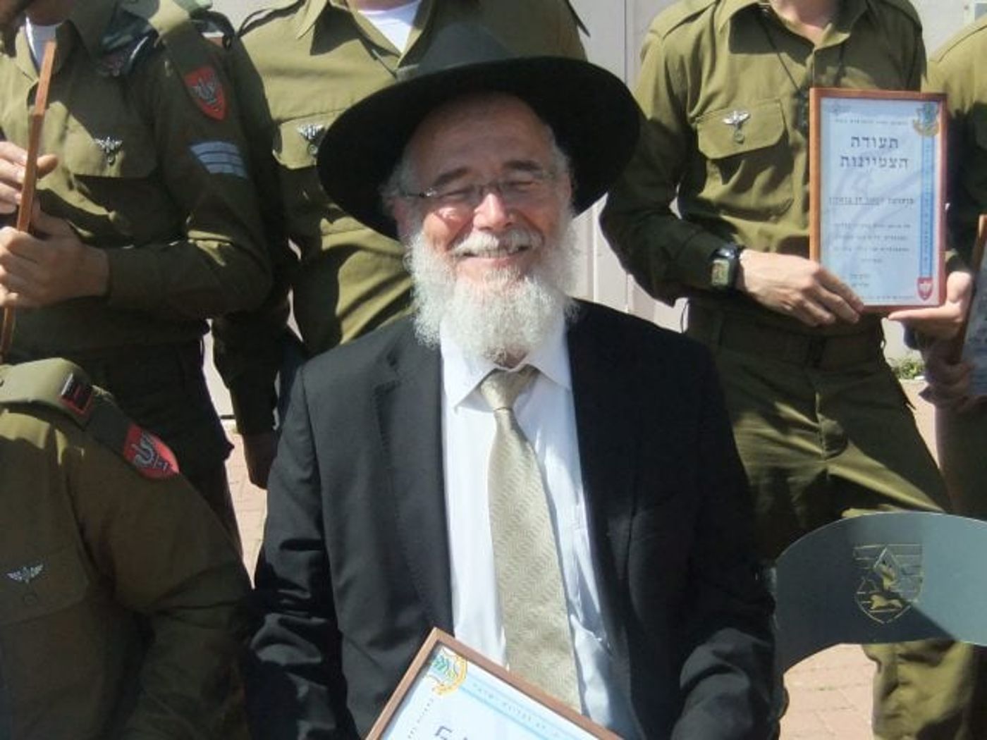הרב שהוכה והשתתף בלוויה: "ר' שמואל היה רך"