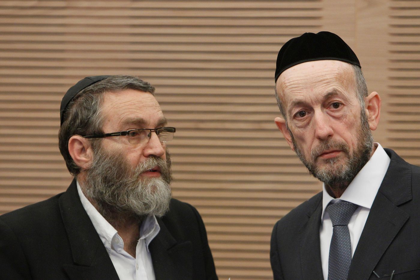 השיחה דלפה, הח"כים החרדים הוקלטו: "השתגעתם"?
