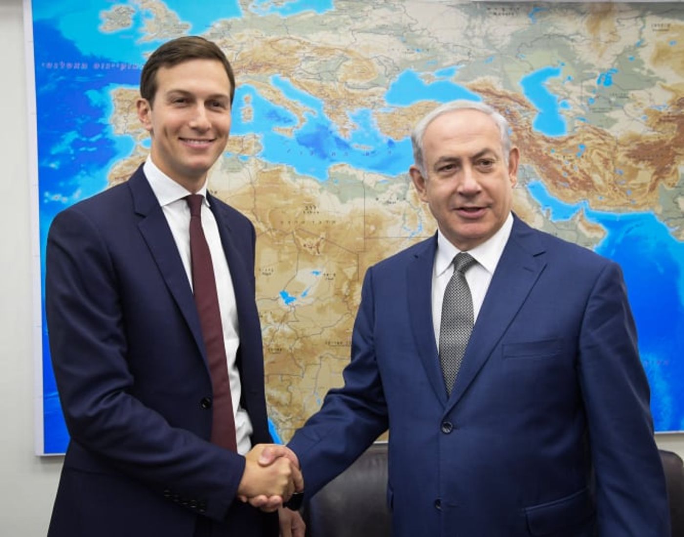 מכה לישראל: חתנו היהודי של טראמפ איבד את הסיווג