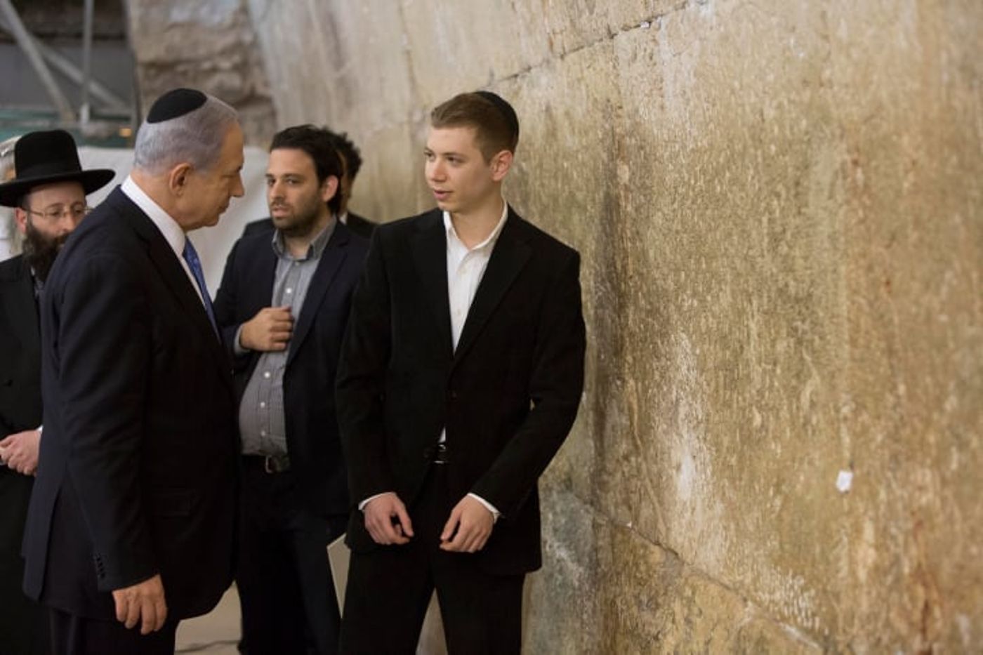 ניר חפץ: "יאיר השתולל אז ביבי שינה את עמדתו"