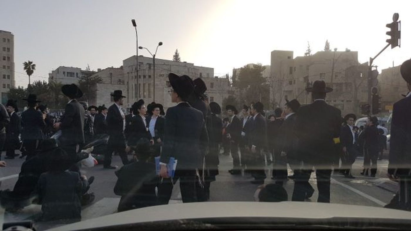 הפגנות החרדים הקיצונים חזרו: הכניסה לבירה נחסמה