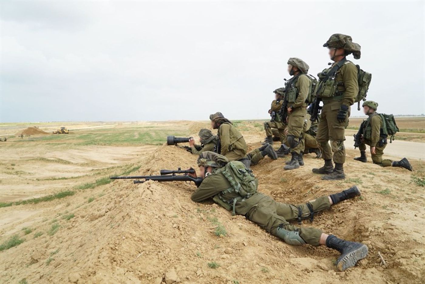 17 אלף מפגינים ב"צעדת השיבה"; 7 פלסטינים הרוגים