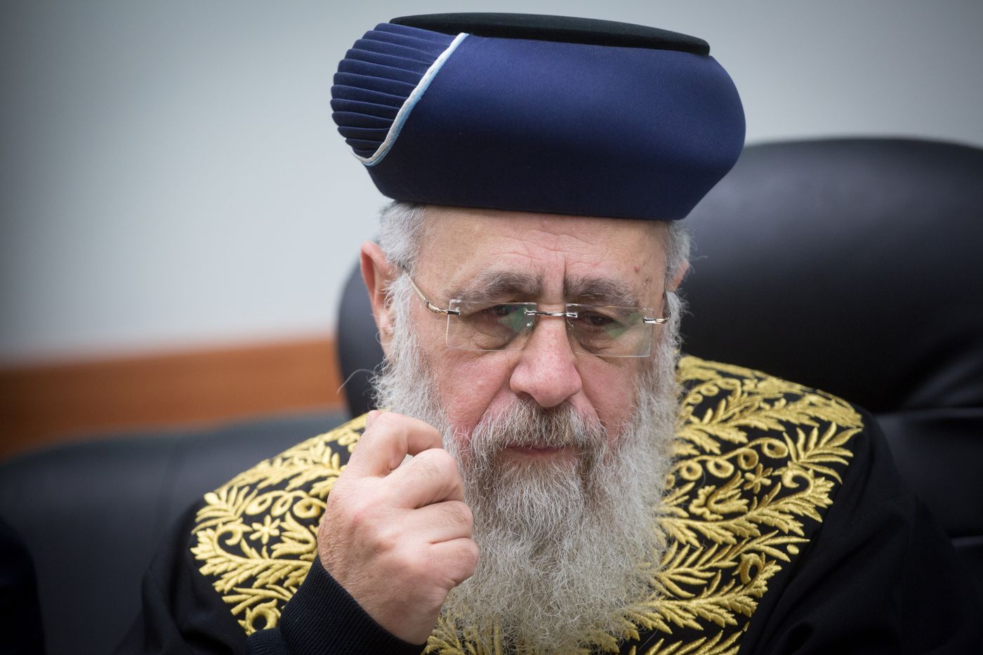 הרבנות נגד היועמ"ש: לא נקיים מבחני הסכמה לנשים