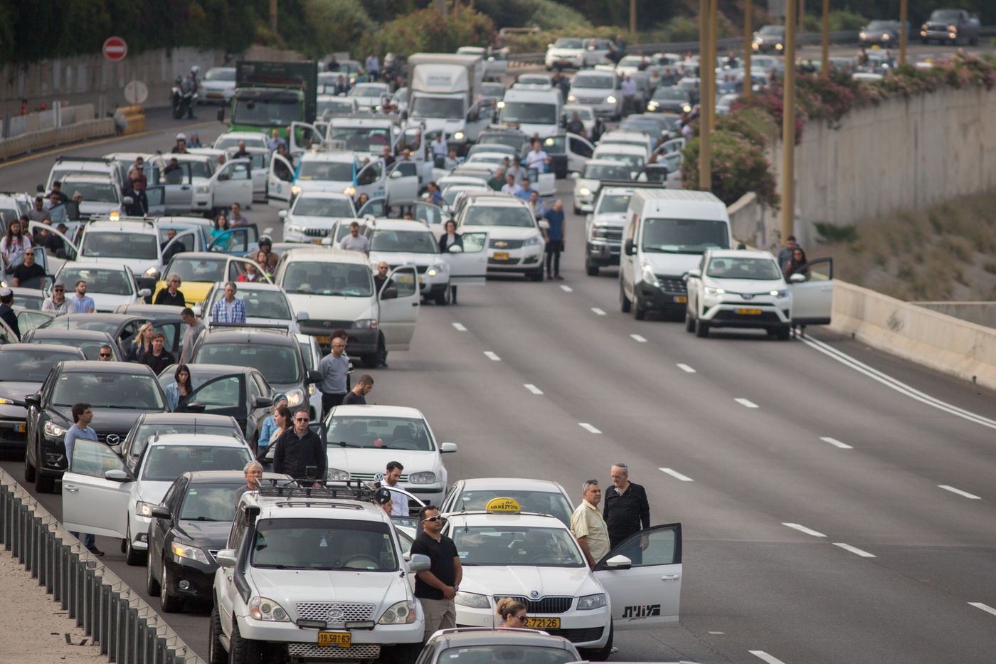 גלריה; צפירת יום השואה ברחבי הארץ