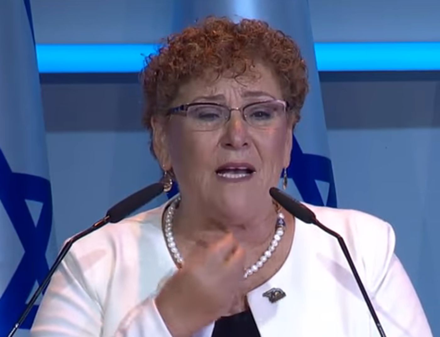 בנט הנחה: נאומה של מרים פרץ ילמד בבתי הספר