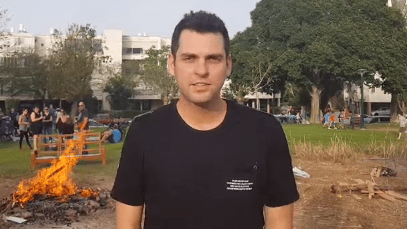 מתכננים להדליק מדורה? לחזאים יש משהו חשוב לומר לכם.צפו