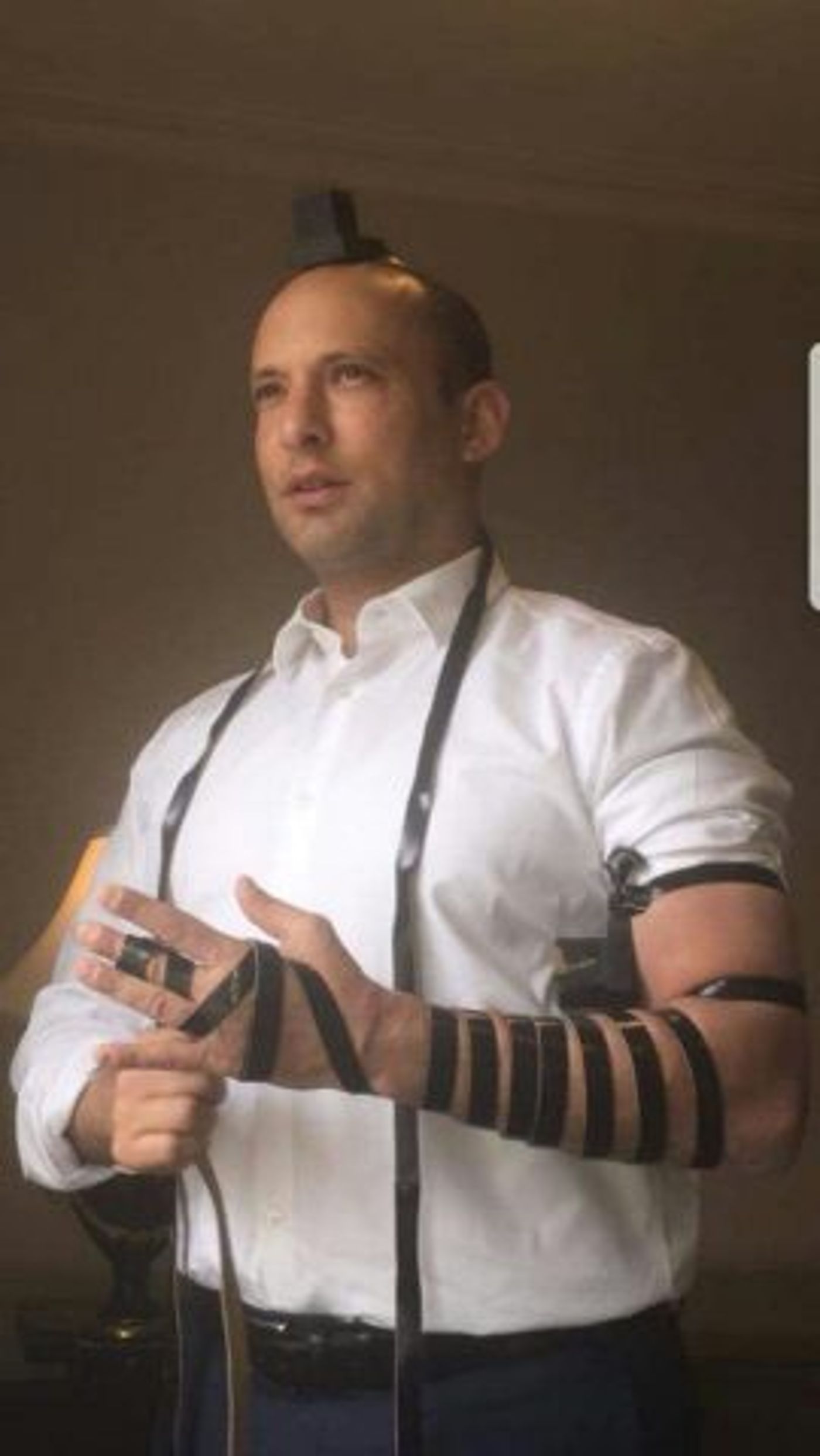 נתניהו על מערכון התפילין: יש דברים שלא עושים"