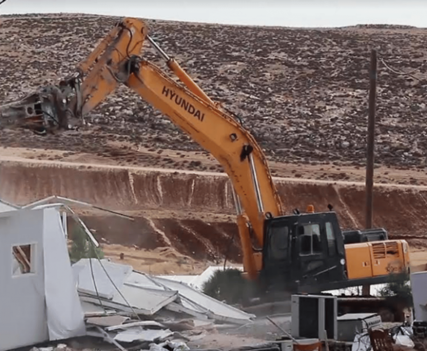 "היום הזה יקבע אם יהיה לנו בית לחזור אליו או לא"