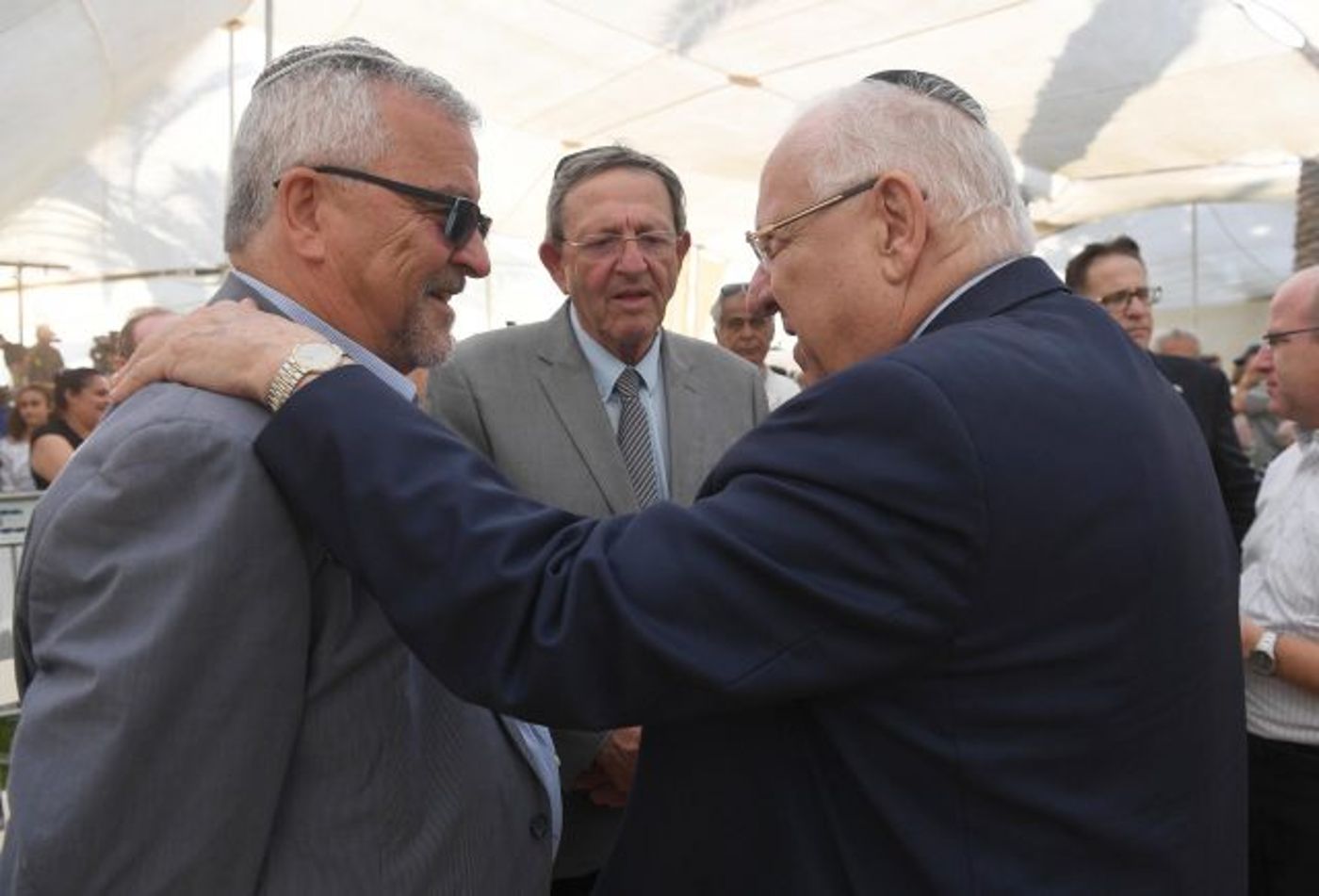 70 לאלטלנה: "יש פצעים שדינם להישאר פתוחים"