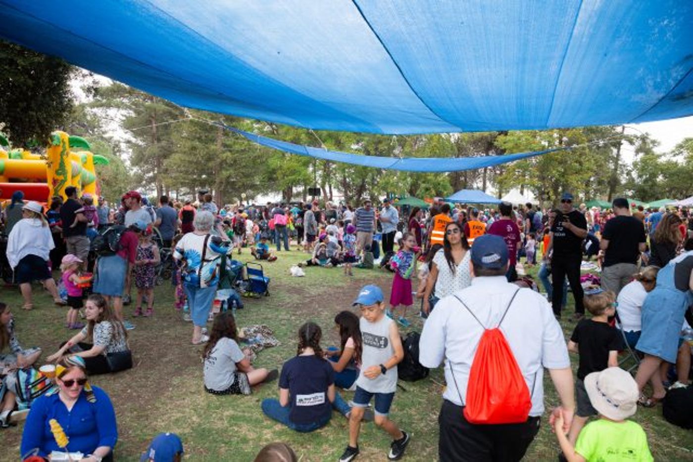 גלריה: עשרת אלפים איש בפסטיבל הדובדבנים