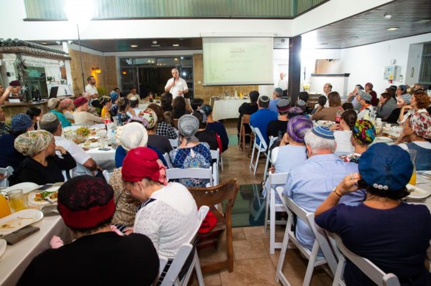 לא חוסכים בחינוך. רואה למורים המצטיינים