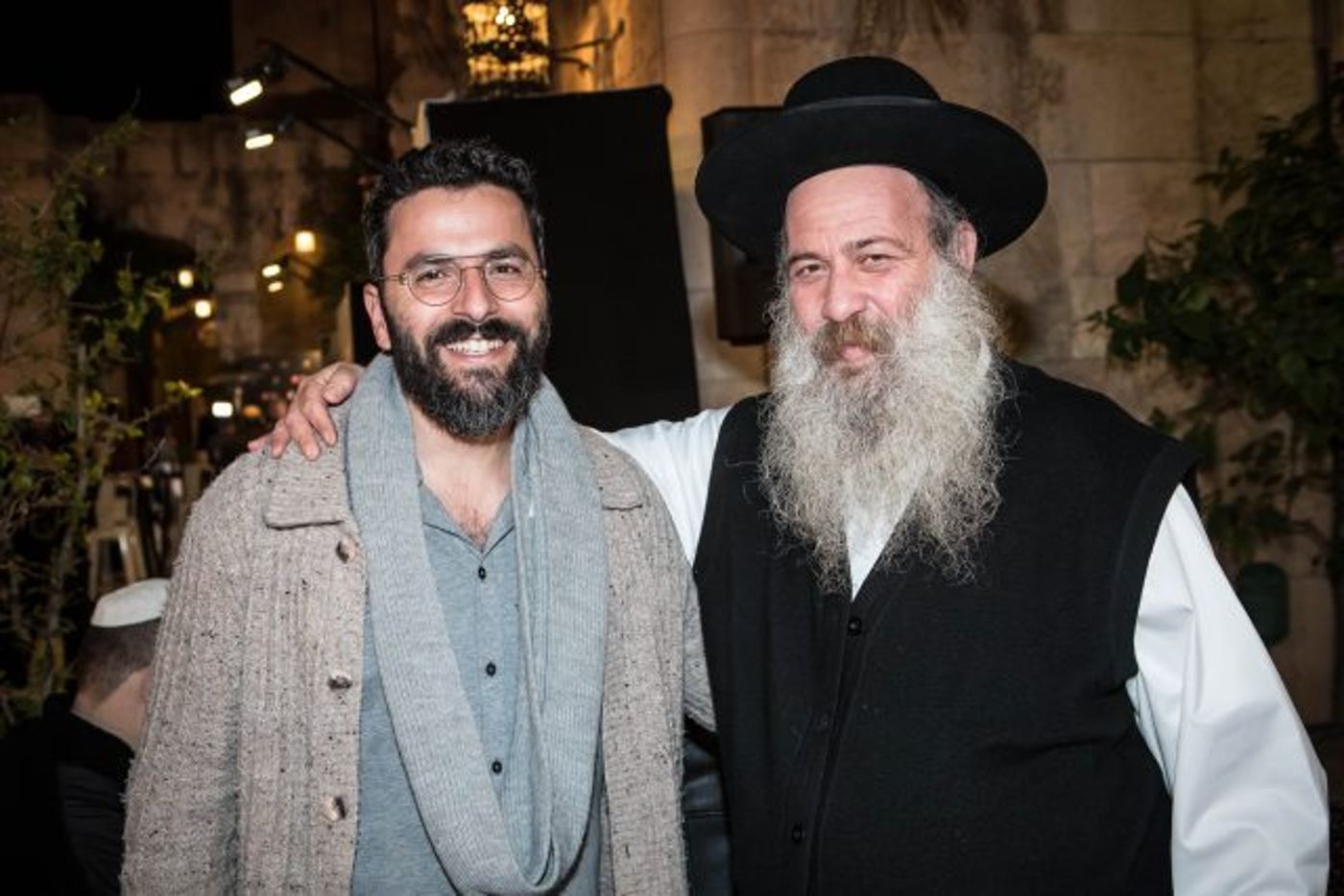 שולי ומלכה מכינים להיט