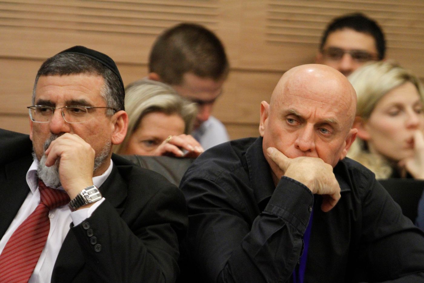 'אנחנו לא משפחה': מנכ"ל הערוץ בשיחה קשה לעובדיו