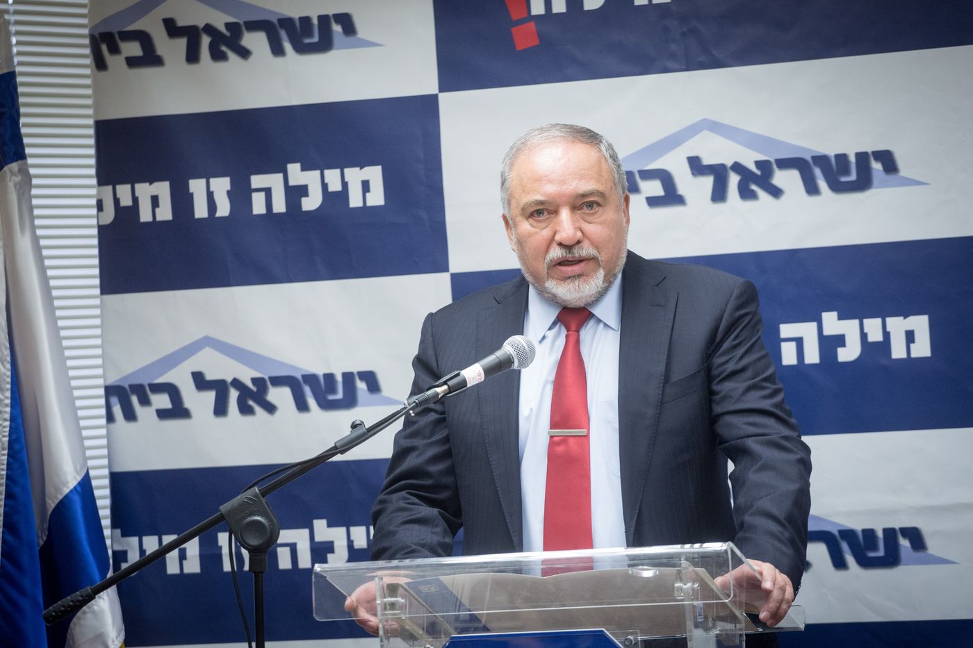 ליברמן מבהיר: "לא מוכנים לשום שינוי בחוק הגיוס"
