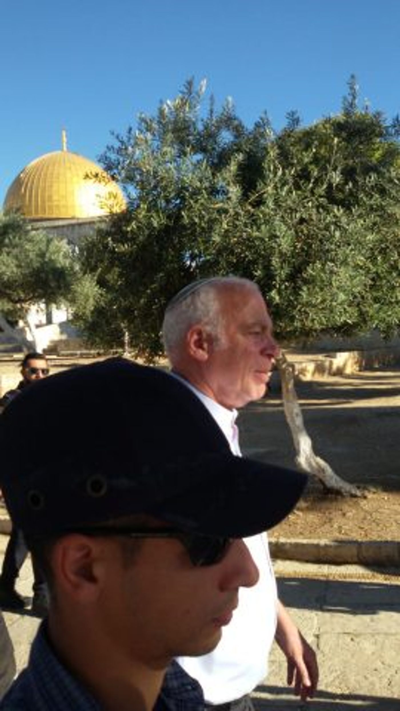 צפו: לאחר שלוש שנים- אורי אריאל חזר להר הבית
