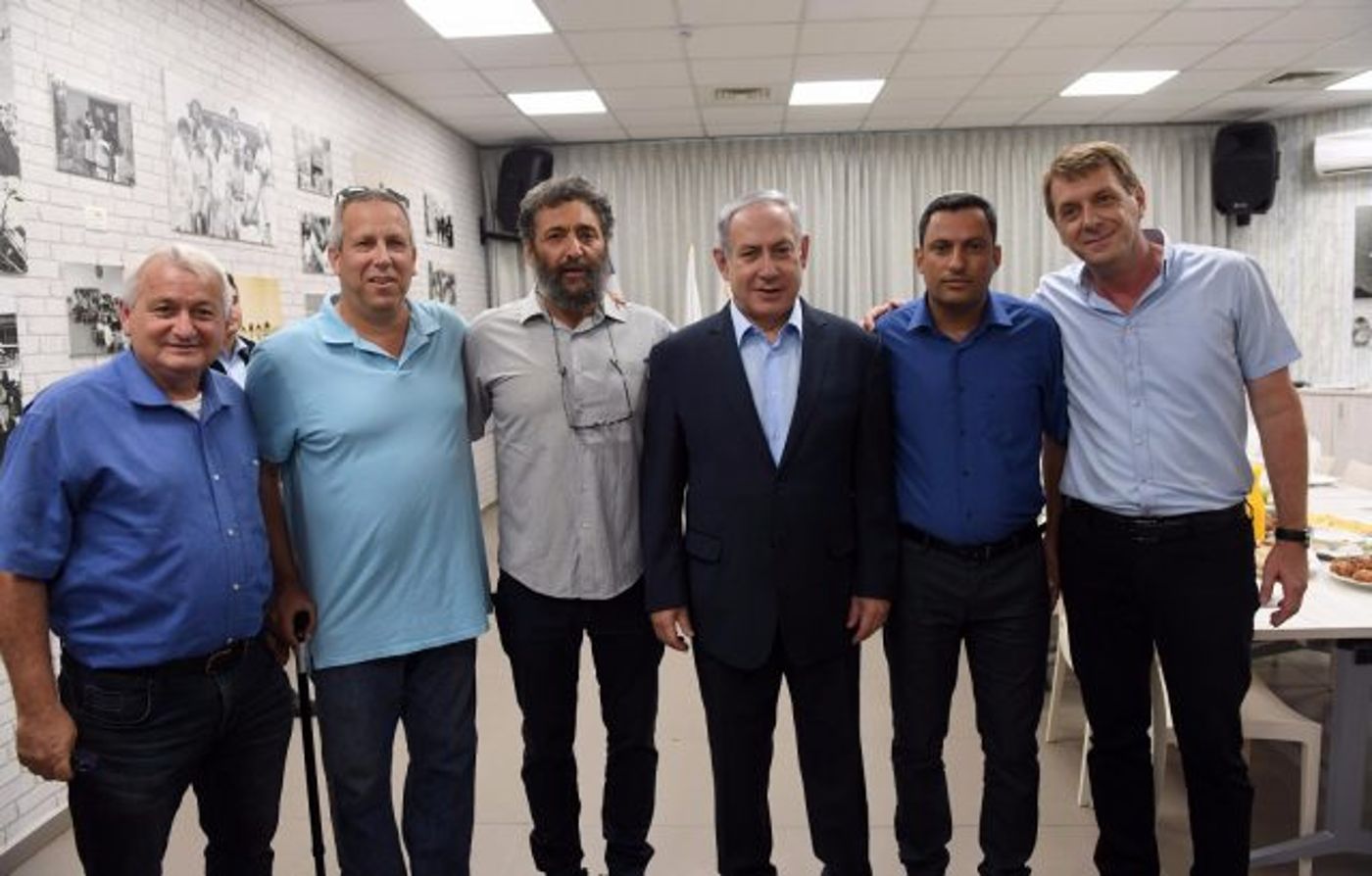 בעקבות הביקורת: נתניהו ביקר במפתיע בשדרות