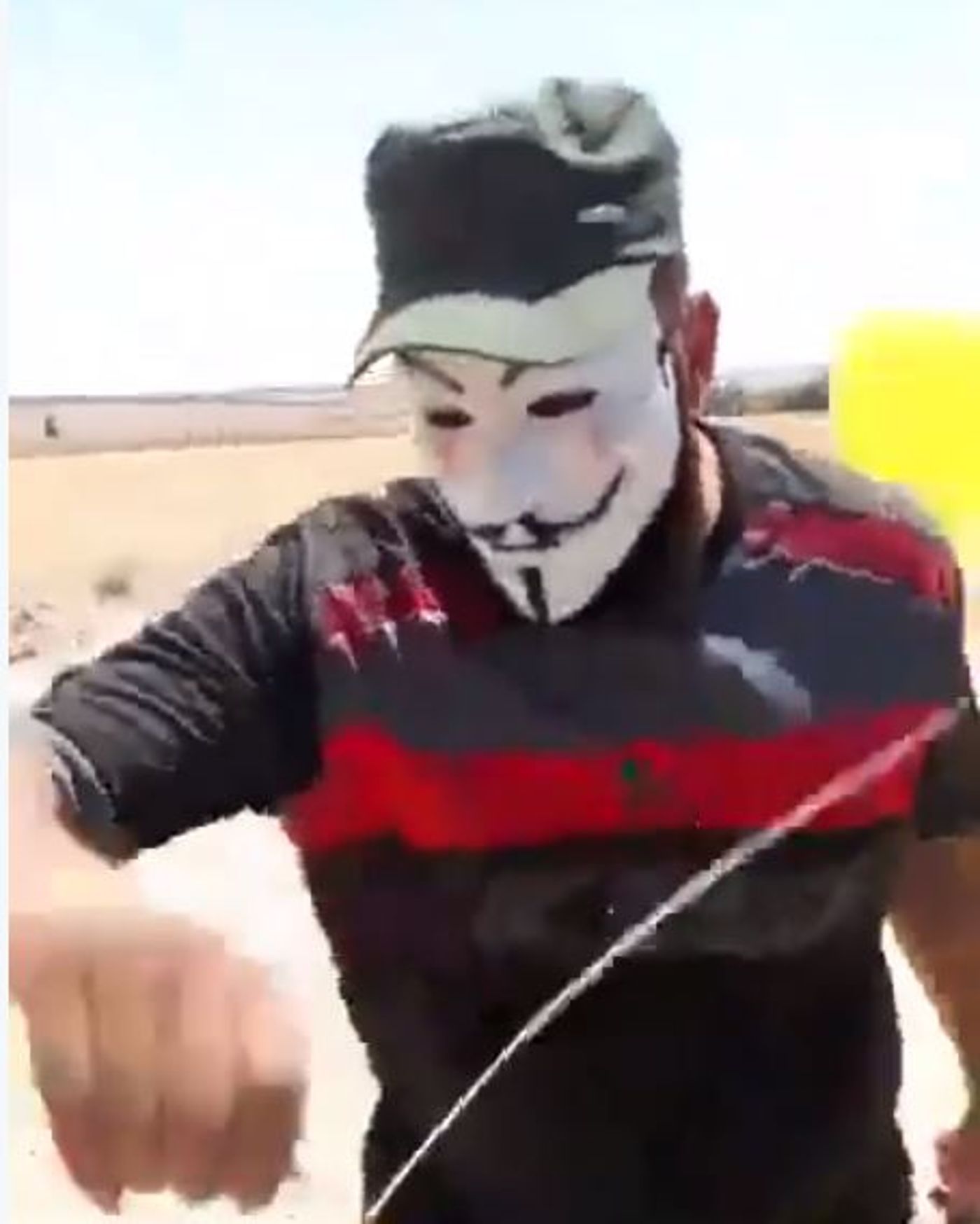 בנט חשף בסרטון: "תכירו מחבל. לא ילד, מחבל"