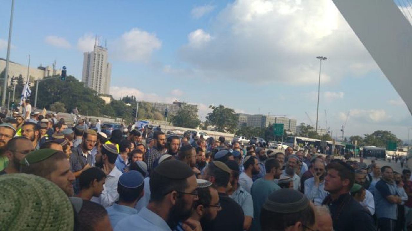 גלריה • הפגנת הישיבות כנגד מצעד הלהט"ב בירושלים