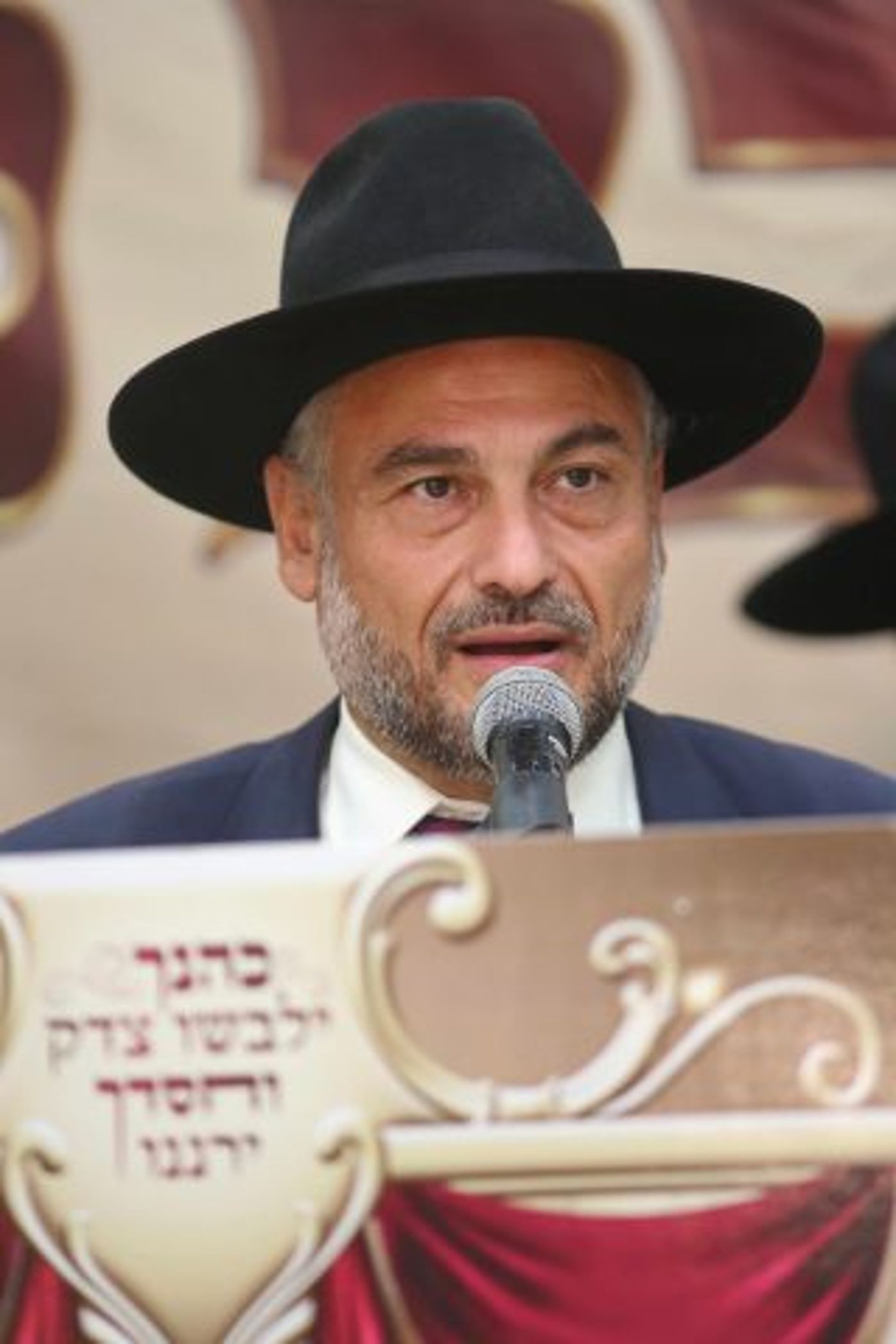 משה אבוטבול. 10 שנים ראש עיר 