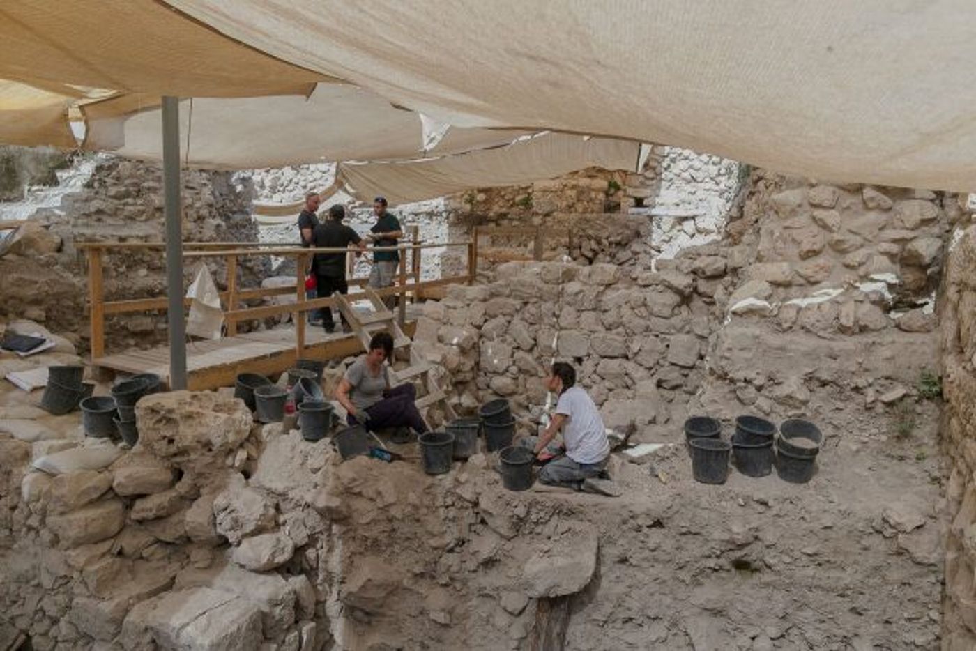החפירות הארכיאולוגיות בחניון גבעתי בעיר דוד